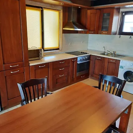Луксозна вила Beautiful 2-Bed Villa In Cholakova Cheshma Кошарица