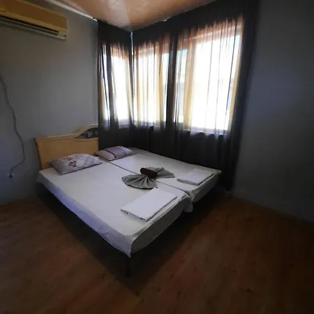 Beautiful 2-Bed Villa In Cholakova Cheshma Луксозна вила Кошарица